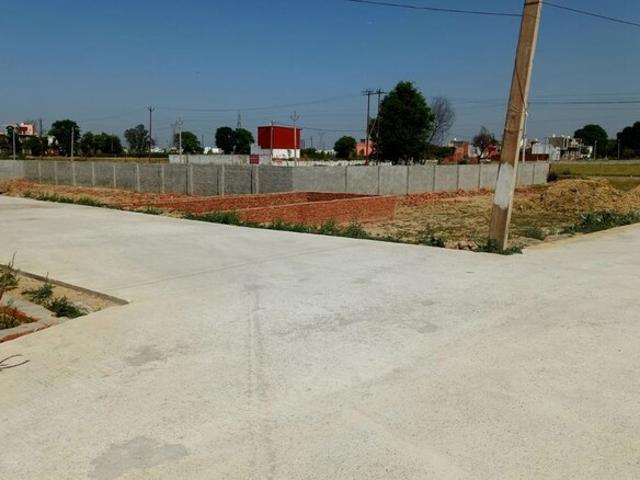 Land for sale in Madya