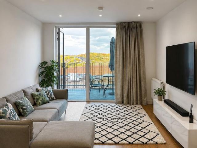 Apartment for rent in London Borough of Newham, Greater London