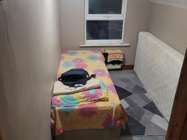 House for rent in Newtown, Reading