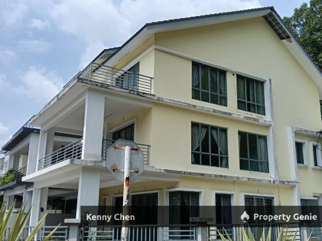 Residential House for sale in Kajang, Langat