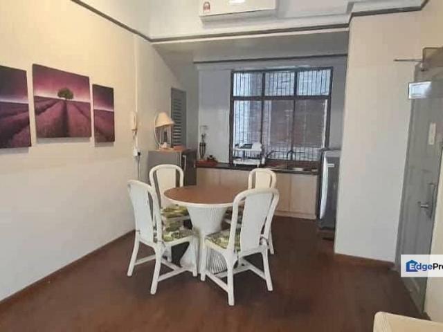 Condominium for sale in Malaka