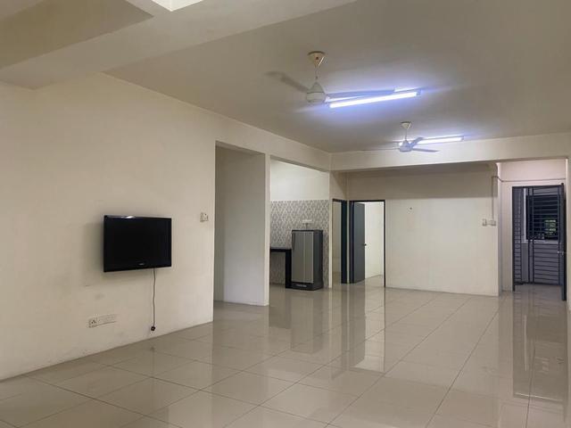 Apartment for sale in Kajang, Langat