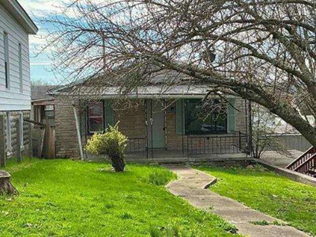 House for sale in Shinnston, West Virginia