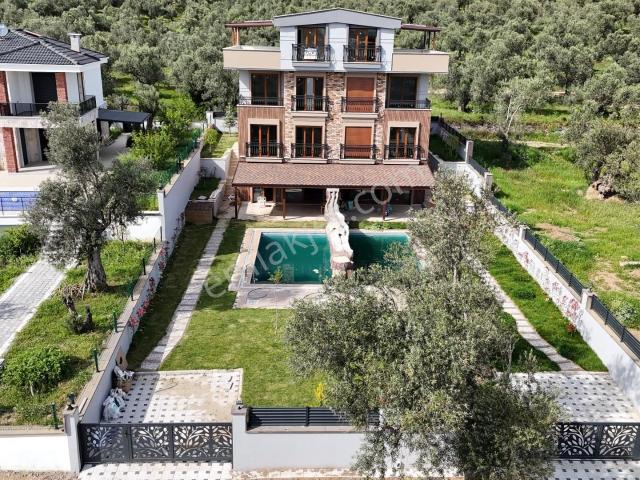 Edremit, Balikesir içerisinde satılık Villa