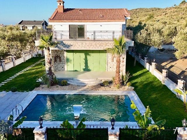 Altınoluk, Edremit içerisinde satılık Villa