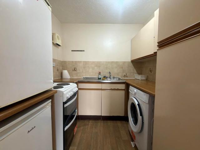 Studio for rent in Carterhatch, Greater London