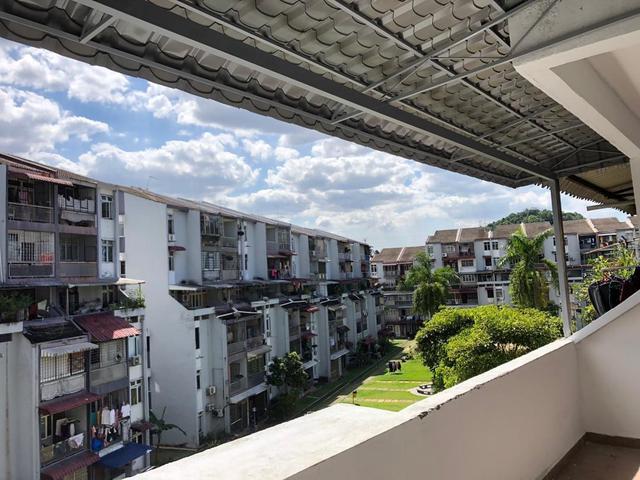 Apartment for sale in Country Heights Damansara, Kuala Lumpur