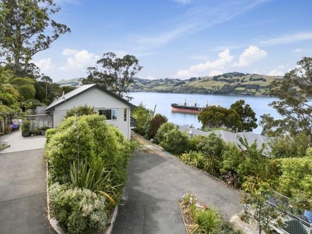 House for rent in Otakou