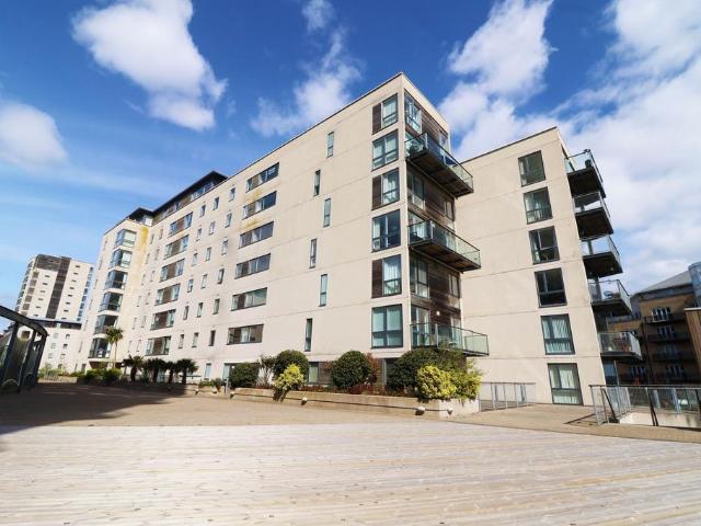 Apartment for rent in Cardiff Bay, Cardiff