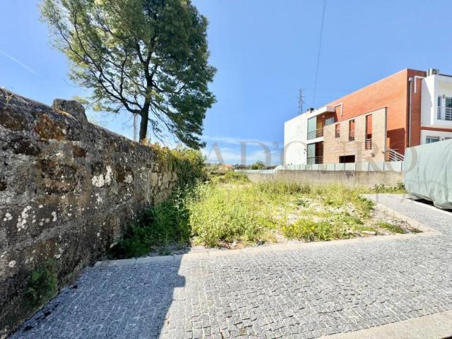 Terreno venda em Maia, Gueifães
