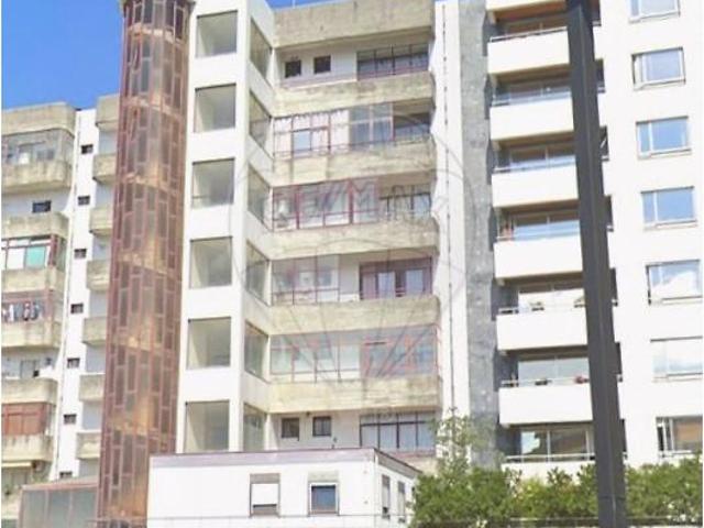 Escritório alugar em Maia, Gueifães