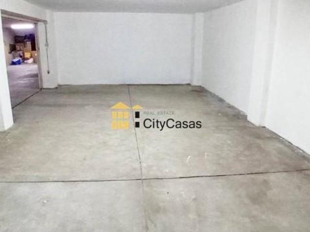 Garagem venda em Cidade da Maia, Porto