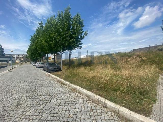 Terreno venda em Maia, Gueifães