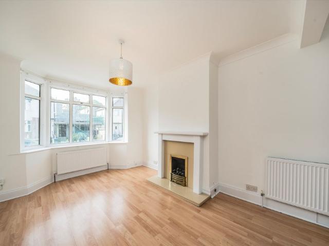 House for rent in Belvedere, Greater London