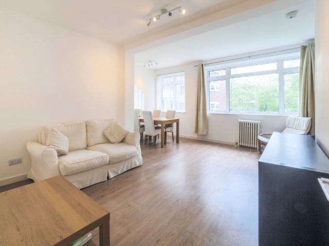 Apartment for rent in Maida Vale, Greater London