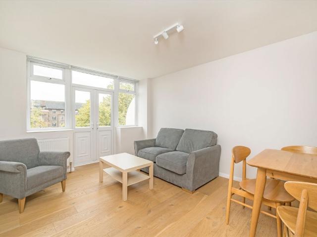 Apartment for rent in Maida Vale, Greater London