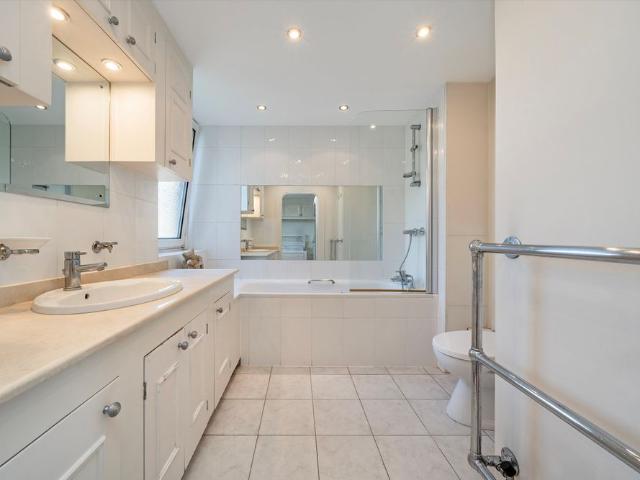 Apartment for rent in Maida Vale, Greater London