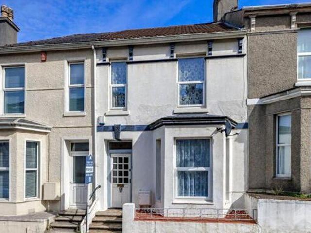 House for sale in Follaton, Strode