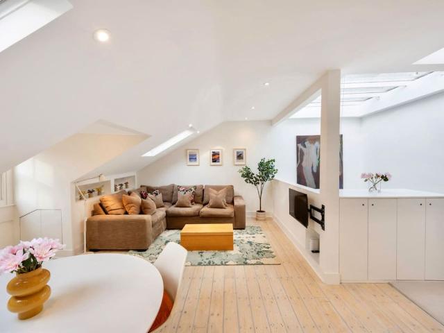 Apartment for rent in Maida Vale, Greater London