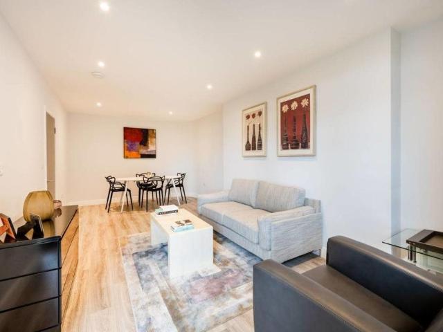 Apartment for rent in St. John's Wood, Greater London