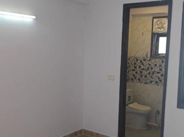 Property for rent in Deri