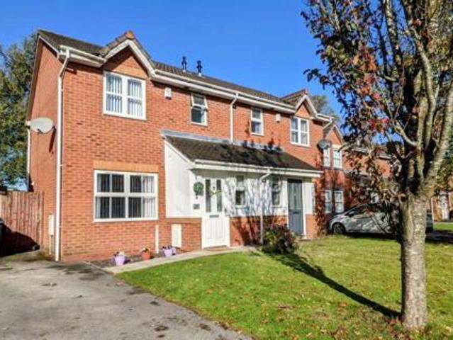 House for sale in Roby Mill, Lancashire