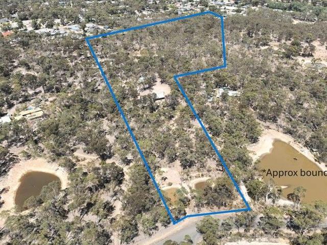 Cottage for sale in Bendigo, Victoria