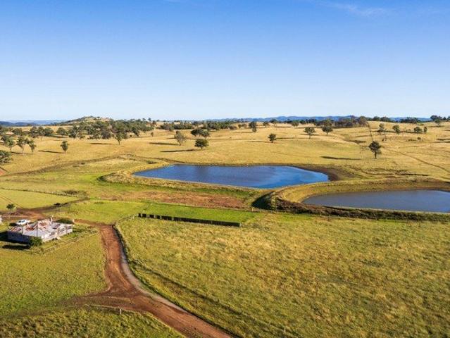 Cottage for sale in Maids Valley, Tenterfield Shire Council
