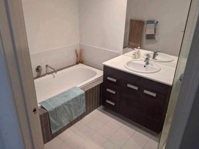 Room for rent in Camerons Creek, Victoria
