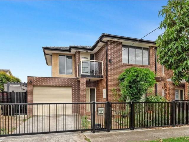 Room for rent in Camerons Creek, Victoria