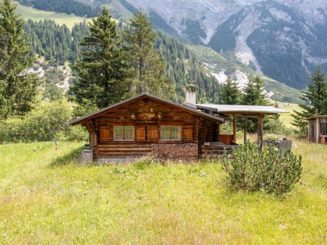 Haus kaufen in Trin, Graubünden