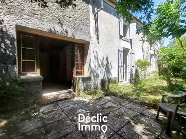 Maison vente à Fontenay-le-Comte, Maillezais