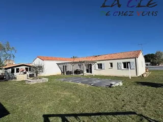 Maison vente à Fontenay-le-Comte, Maillezais