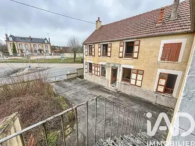 Maison vente à Auxerre, Mailly-le-château
