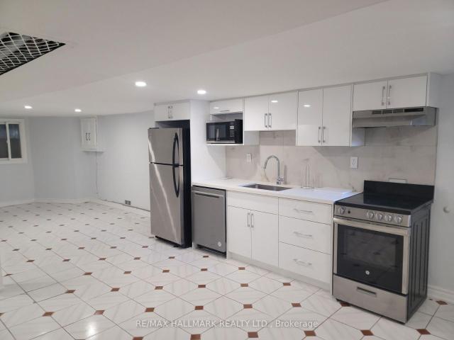 Townhouse for rent in Woburn, Ontario