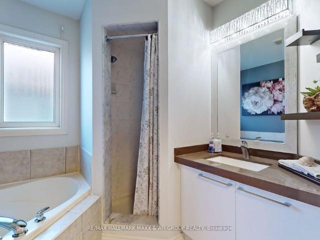 House for rent in Richmond Hill, Golden Horseshoe