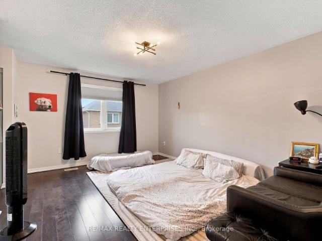House for rent in Pickering, Golden Horseshoe