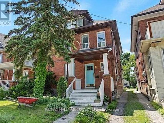 House for rent in Woburn, Ontario