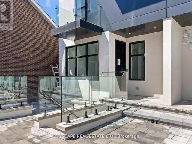 Townhouse for rent in Woburn, Ontario