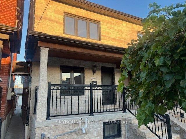 House for rent in Davenport, Toronto