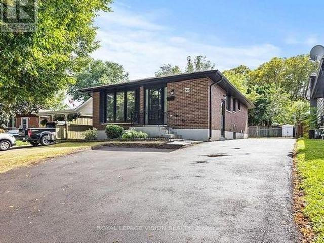 House for rent in Niagara Falls, Golden Horseshoe