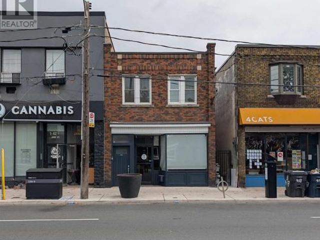 Commercial for rent in Lambton Baby Point, Toronto