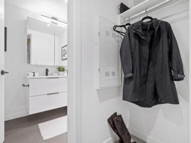 Apartment for rent in Vancouver, British Columbia