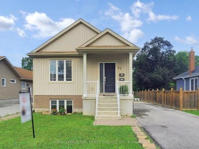 Duplex for rent in Niagara, Ontario