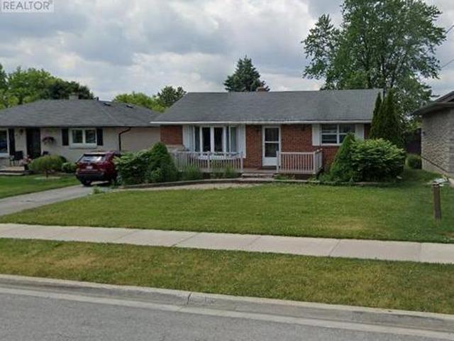 House for rent in Bradford West Gwillimbury, Ontario