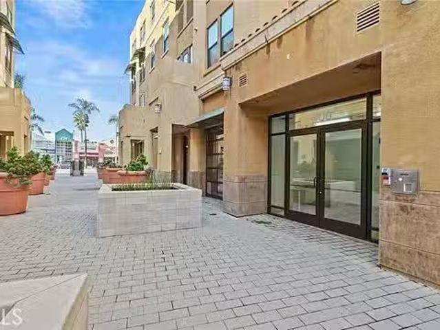 Apartment for rent in Pomona