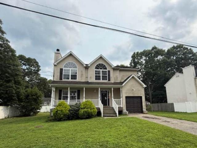 House for sale in Centereach, New York