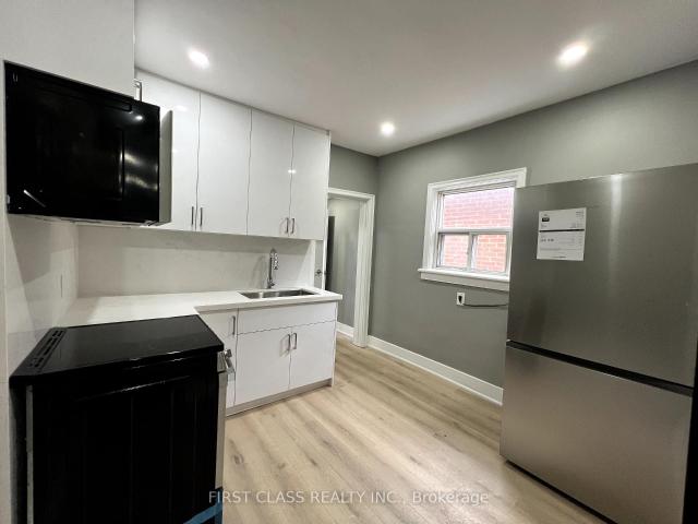 House for rent in Toronto