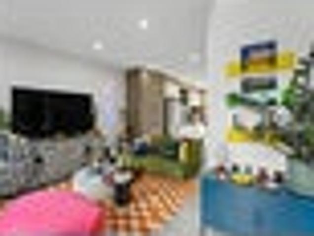 Townhouse for sale in Westgate, Henderson-Massey