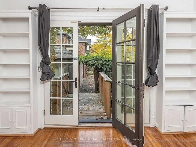 House for rent in Toronto—St. Paul's, Toronto